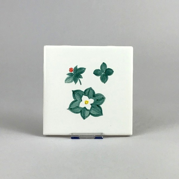 bunchberry tile
