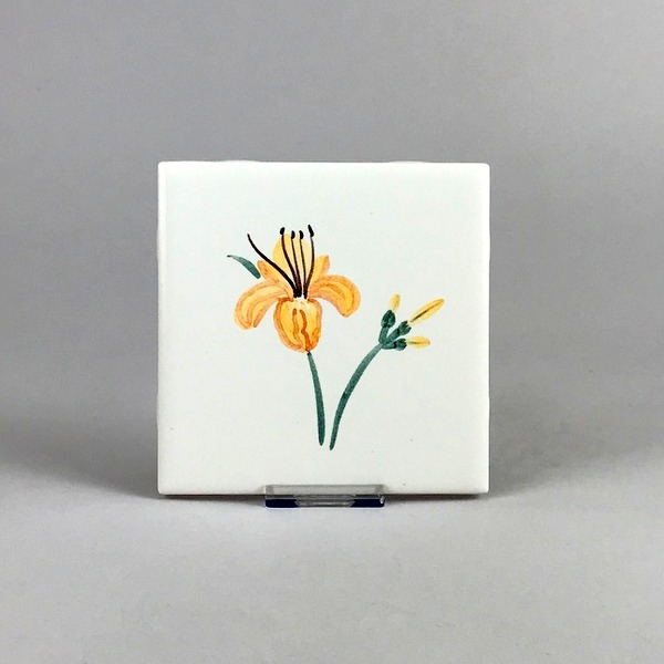 day lily tile